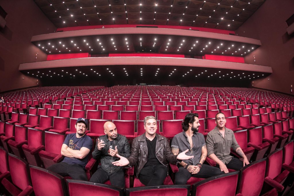 5 momentos da carreira de Jota Quest; do jazz ao acústico