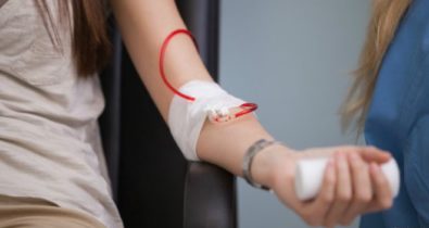 Saiba os cuidados com a alimentação ao doar sangue