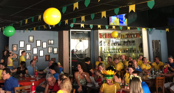 Veja os locais que irão transmitir o jogo do Brasil contra o México