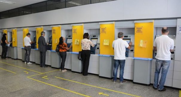 Bancos voltam a funcionar normalmente nesta quinta-feira (26)