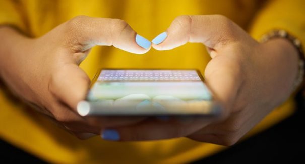 Pacientes do SUS vão receber informações de consulta no celular