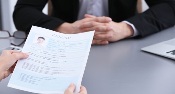 Professor, Projetista e Vendedora estão entre as vagas disponíveis no Maranhão