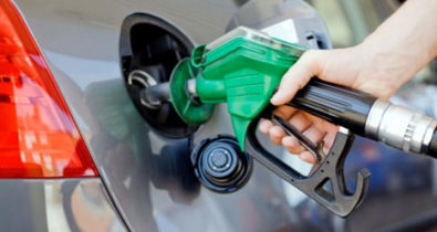 Gasolina diminui pela terceira vez seguida na semana