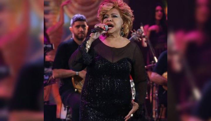 Alcione tem shows adiados por conta de internação