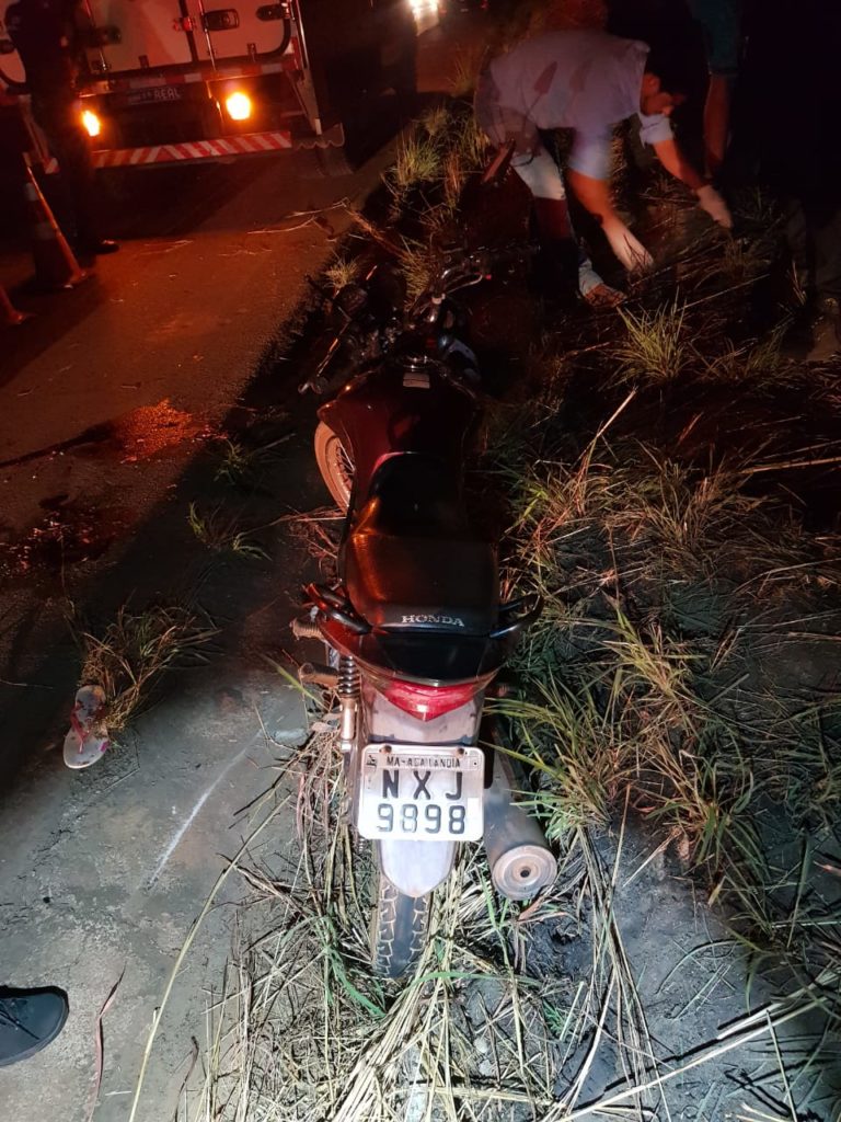Acidente grave deixa jovem de 21 anos morta na BR 010