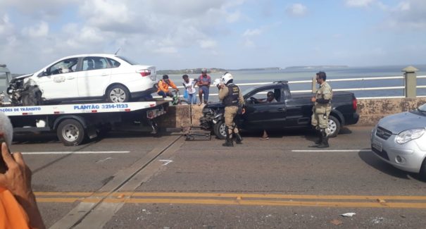 Colisão na Ponte do São Francisco congestiona trânsito na região central