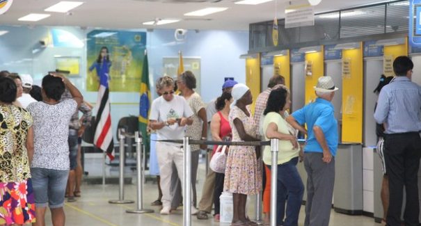 Quarta-feira de Cinzas: Veja que horas os bancos voltam a funcionar hoje (14)