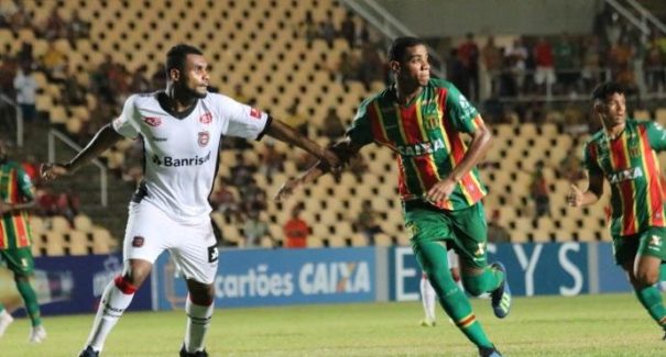 Sampaio Corrêa se complica na luta para permanecer na Série B