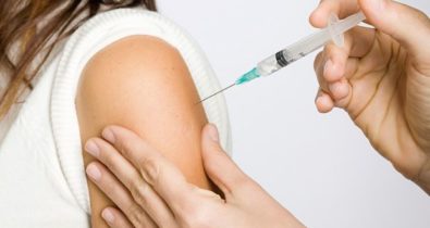 Número baixo do público-alvo de vacinados contra HPV favorece casos de câncer