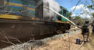 Trem com combustível pega fogo em Timon