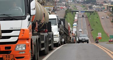 União dos Caminhoneiros promete nova greve após o feriado