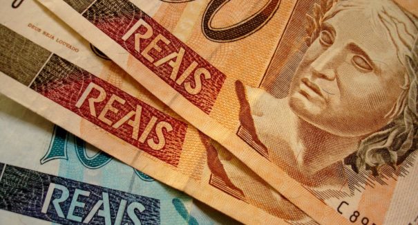 Você não vai mais precisar pagar tanto por TED ou DOC. Entenda a era dos pagamentos instantâneos!