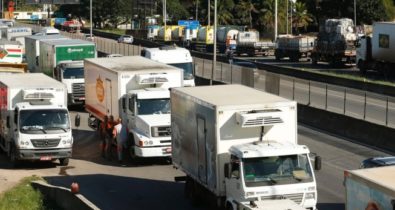 Entidades de caminhoneiros se posicionam contra paralisação