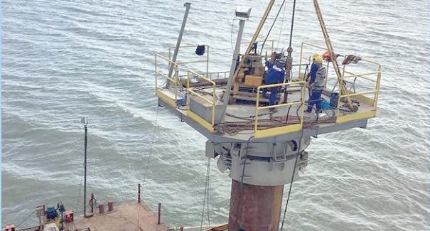 Se inicia a construção do Porto São Luís