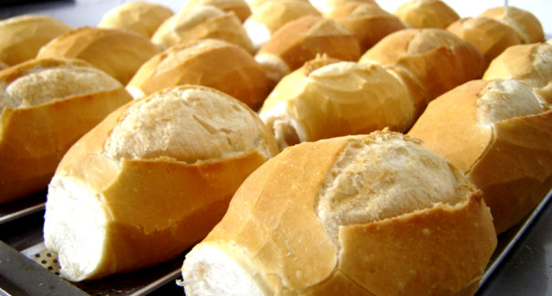 Saiba como fazer pão caseiro fácil