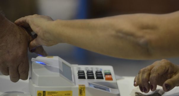 53% dos brasileiros estão pessimistas com as eleições
