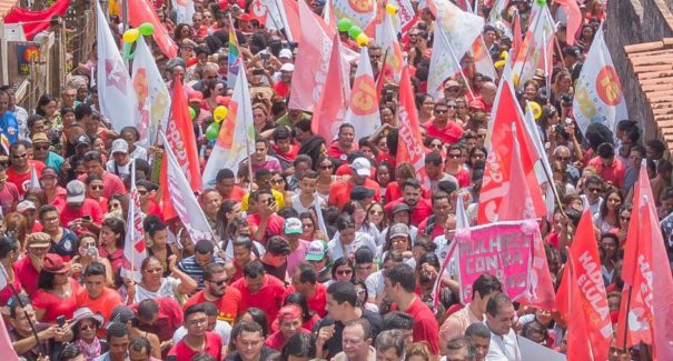 Em São Luís, Haddad chama Bolsonaro de chefe de milícia