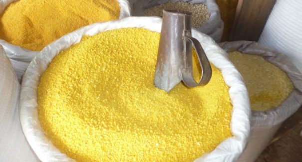 O que todo maranhense RAIZ come com farinha d’água