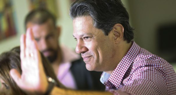 Haddad defende união e diz estar aberto ao diálogo com militares