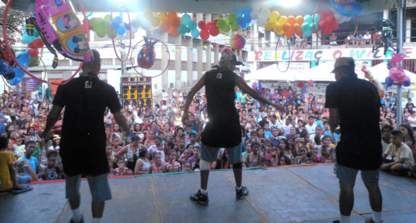 Festa coletiva de dia das crianças acontece na ilha