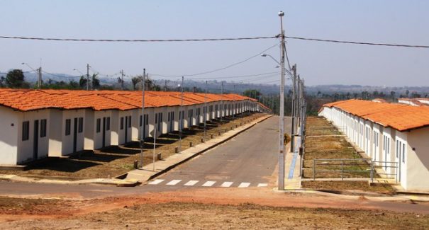 Mulher é estuprada após ter sua casa invadida de madrugada