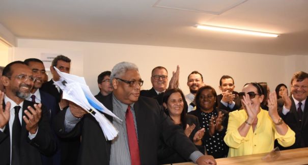 Mozart Baldez registra chapa para eleição da OAB-MA