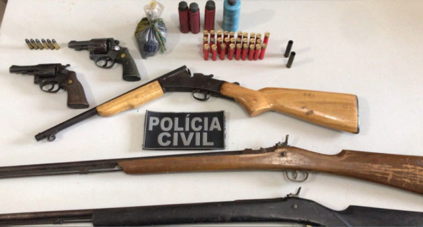 Homem usava armas para intimidar moradores em Penalva