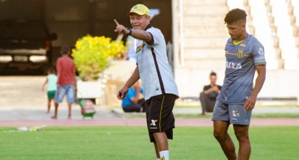 Marcinho Guerreiro renova contrato para a temporada 2019