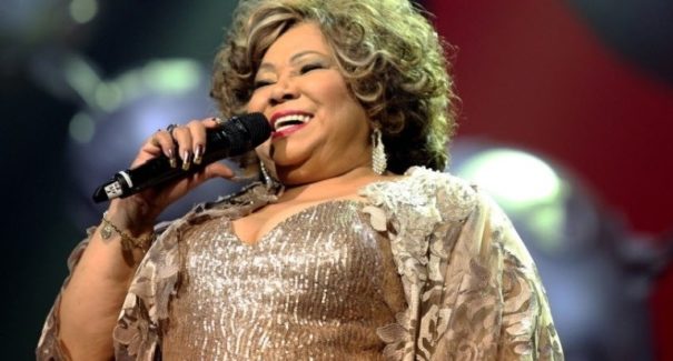 Cantora Alcione realiza live hoje no instagram