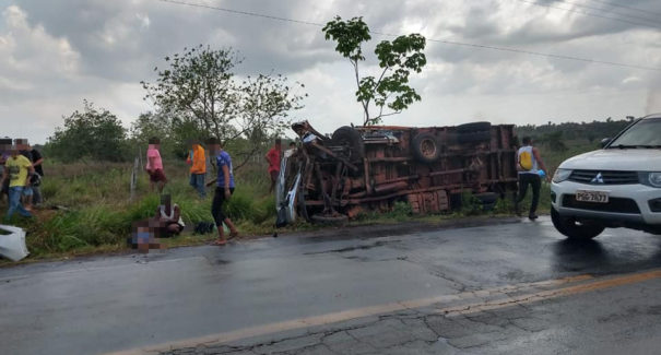 Três pessoas morrem e cinco ficam feridas em tragédia na BR-222