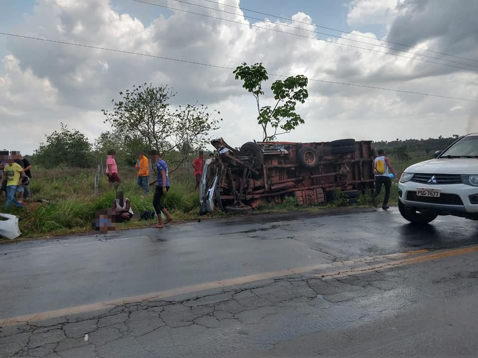 Três pessoas morrem e cinco ficam feridas em tragédia na BR-222