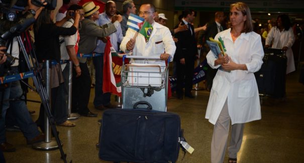 Prefeitos e secretários pedem para manter cubanos no Mais Médicos