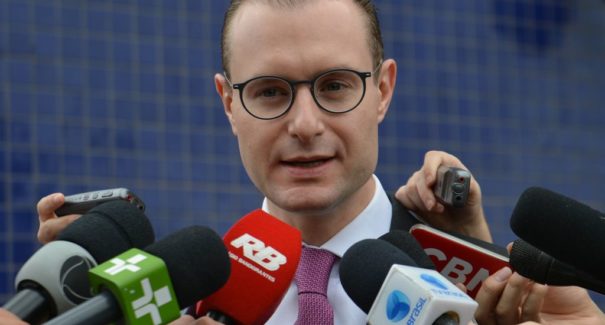Defesa de Lula pede soltura de ex-presidente após decisão do STF