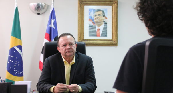 Flávio Dino entra de férias e Carlos Brandão assume o governo interinamente