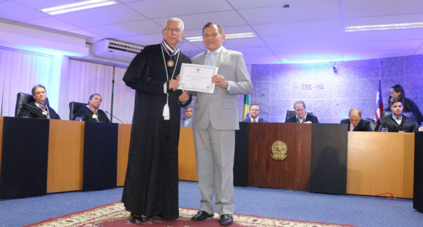 Jornal O Imparcial é homenageado pela Justiça Eleitoral