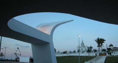 Praça Maria Aragão e outras 7 grandes obras de Oscar Niemeyer