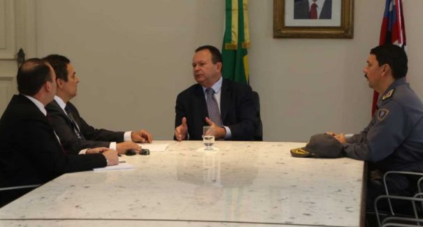 Carlos Brandão anuncia força-tarefa para investigar chacina na zona rural de São Luís