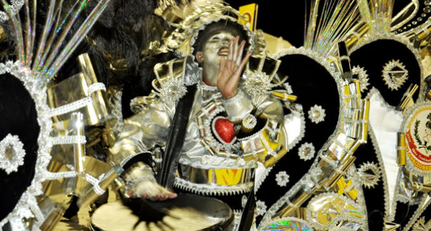 Feirinha São Luís terá neste domingo programação voltada para o carnaval
