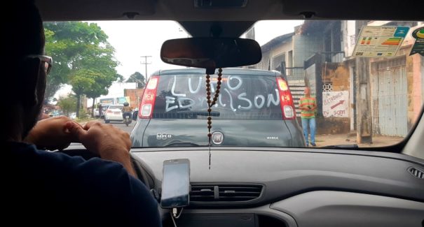Passageiros alegam que Uber foi assassinado após desentendimento no trânsito