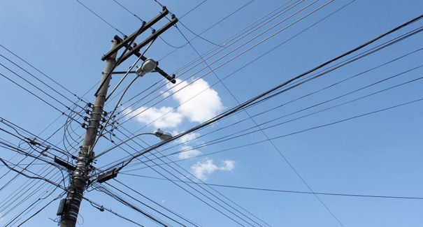 Queda de energia atinge praticamente todo o país