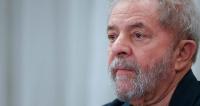 Flávio Dino critica decisão de não liberar Lula: ‘motivação oca e desconexa’