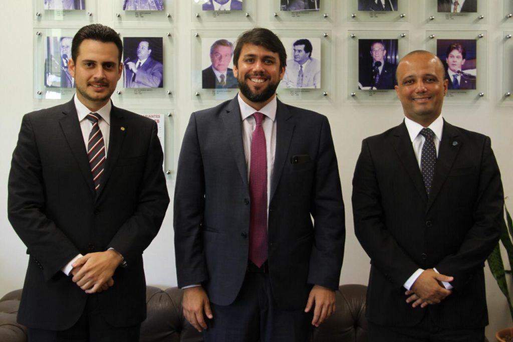 Líder do governo federal na Câmara se reúne com Pedro Lucas Fernandes