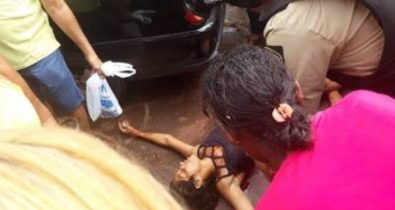 Mulher é assassinada no meio da rua em Pinheiro
