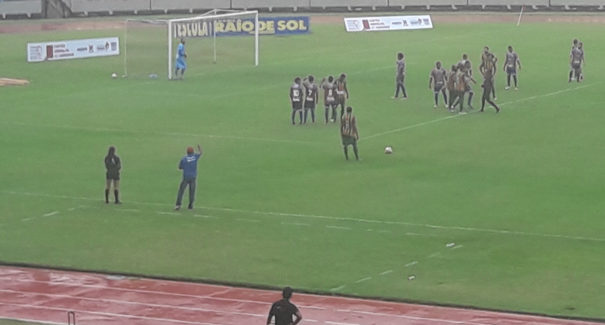 Maranhão derrota Sampaio e se aproxima de classificação no estadual
