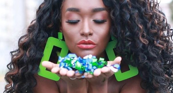 Maranhenses inovam na produção de acessórios para o Carnaval