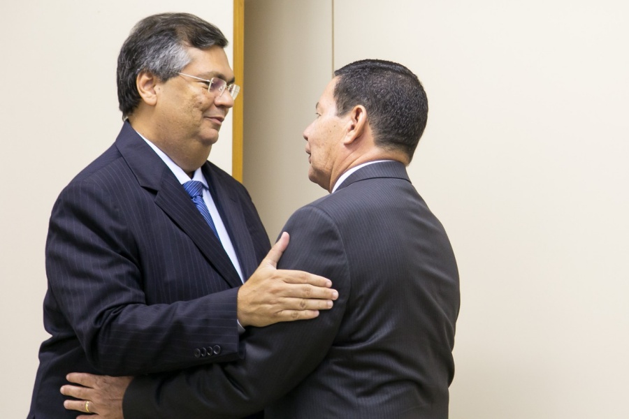 General Mourão recebe o Governador Flávio Dino em Brasília