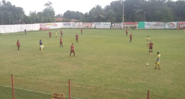 Moto Club vence e se isola na liderança do estadual