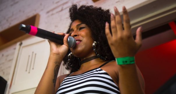 6 músicas brasileiras pra ouvir no Dia Internacional da Mulher