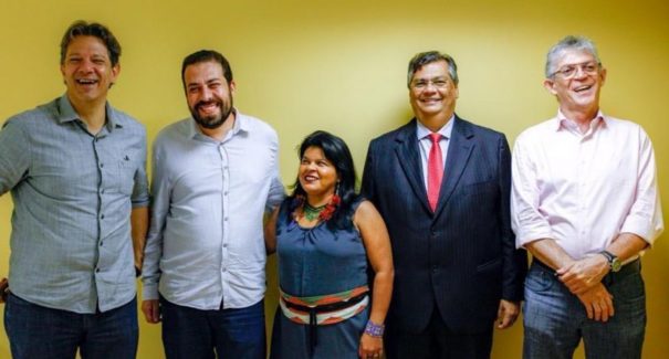 Dino, Haddad e Boulos assinam manifesto contra “celebração de golpe” militar