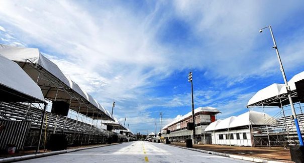 Passarela do Samba vai ampliar área para idosos e deficientes